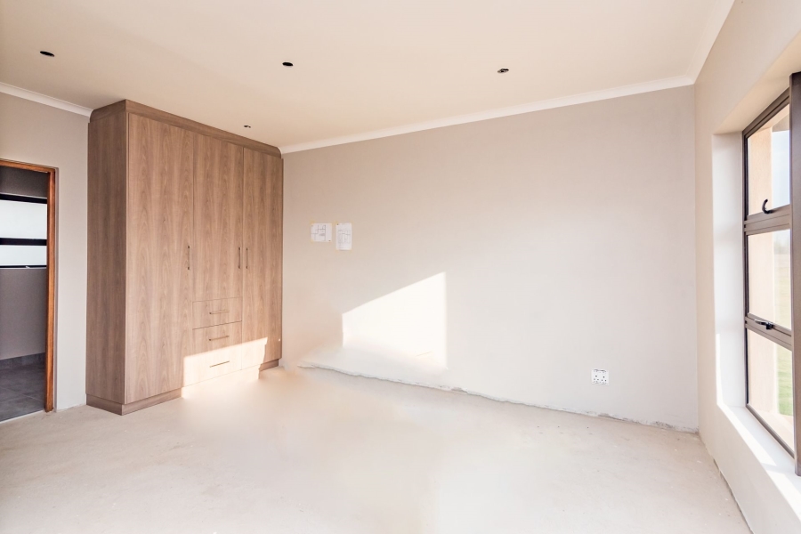 4 Bedroom Property for Sale in Club Milos Estate Free State